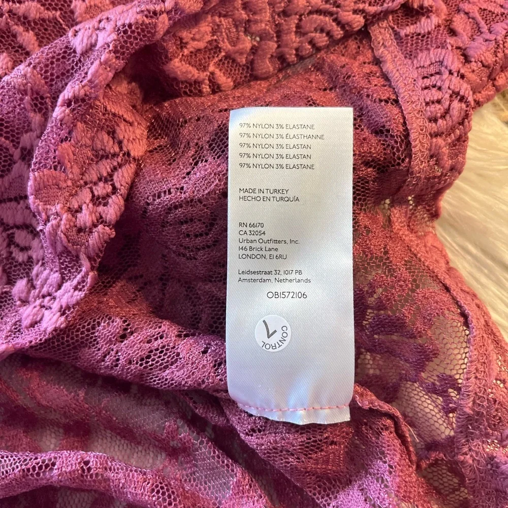NWT’s Anthropologie sheer Lace Women's Top